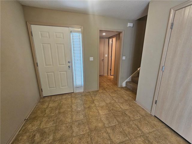 8341 N Kensington Avenue, Kansas City, MO 64119