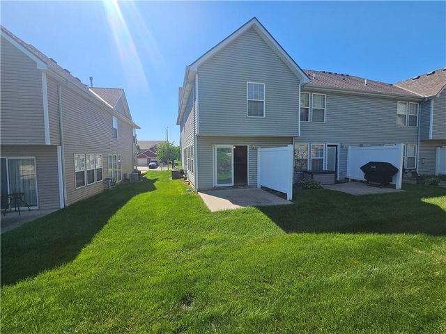 8341 N Kensington Avenue, Kansas City, MO 64119