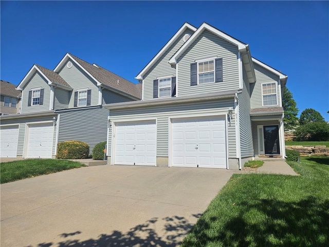 8341 N Kensington Avenue, Kansas City, MO 64119