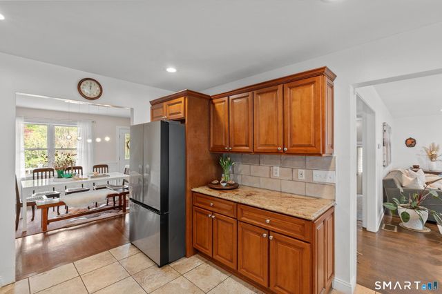 45 Maybrook Road, Waterbury, CT 06708