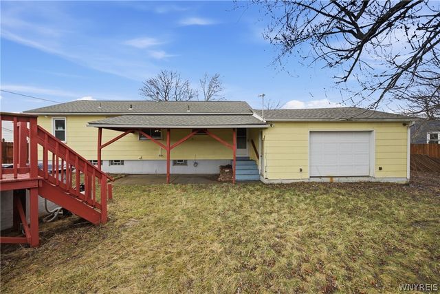 4373 East Frontier Drive, Hamburg, NY 14219