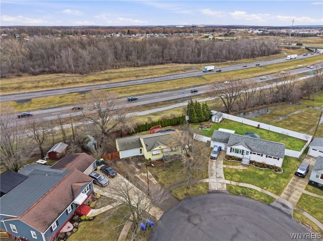 4373 East Frontier Drive, Hamburg, NY 14219