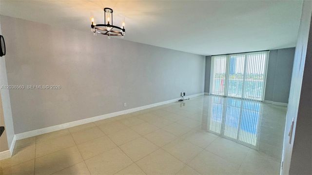 19390 Collins Ave 624, Sunny Isles Beach, FL 33160