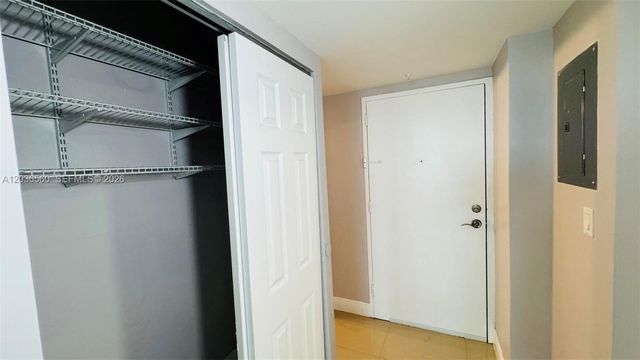 19390 Collins Ave 624, Sunny Isles Beach, FL 33160
