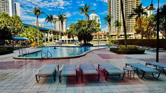19390 Collins Ave 624, Sunny Isles Beach, FL 33160
