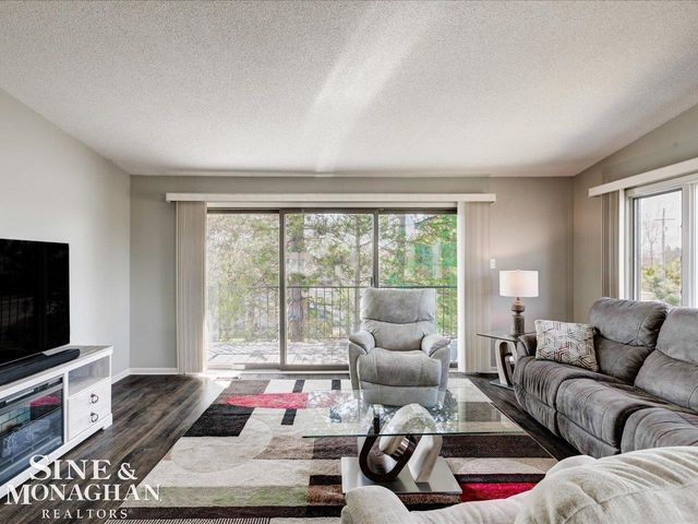 1715 River Rd. 39 Road, St Clair Twp, MI 48079