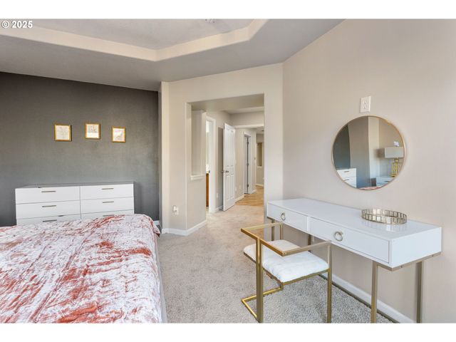 16270 Se JASPER Dr, Damascus, OR 97089