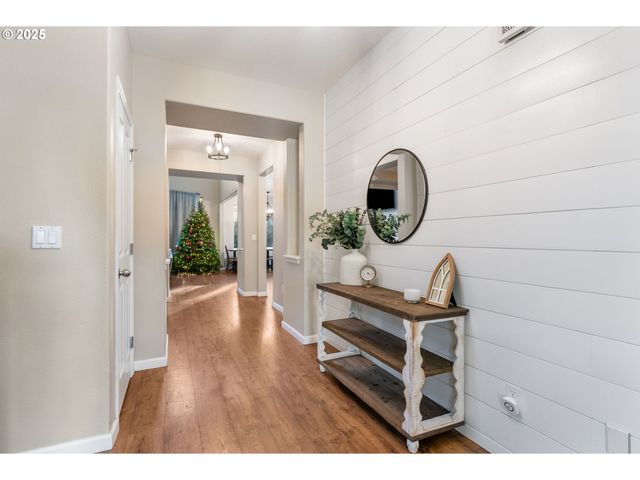 16270 Se JASPER Dr, Damascus, OR 97089