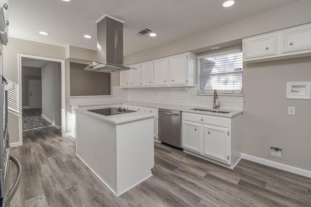 3030 Misty Park Drive, Houston, TX 77082