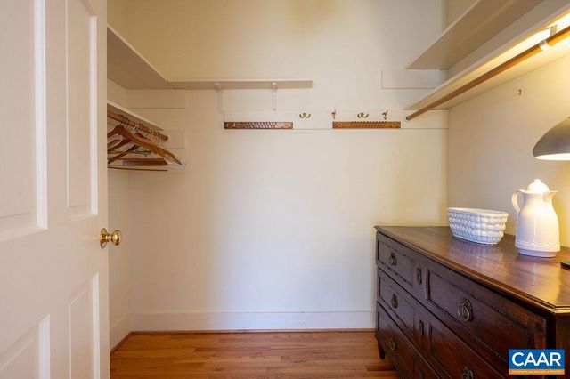 907 COTTAGE LN, Charlottesville, VA 22903