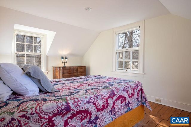 907 COTTAGE LN, Charlottesville, VA 22903