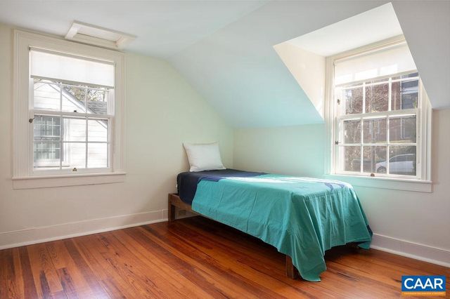 907 COTTAGE LN, Charlottesville, VA 22903