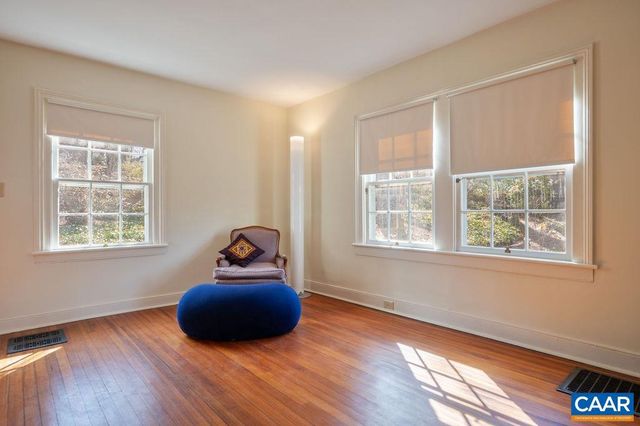 907 COTTAGE LN, Charlottesville, VA 22903