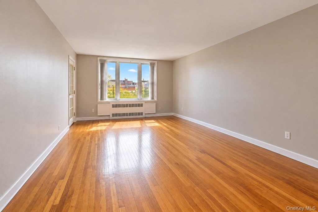 2750 Johnson Avenue 6J, Bronx, NY 10463 — exterior