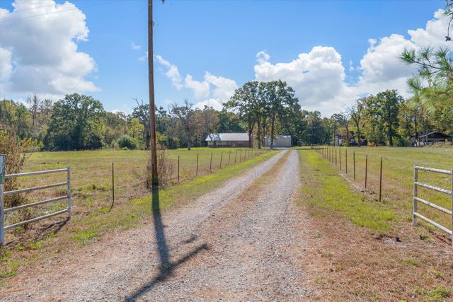 3360 FM 1805, Van, TX 75790