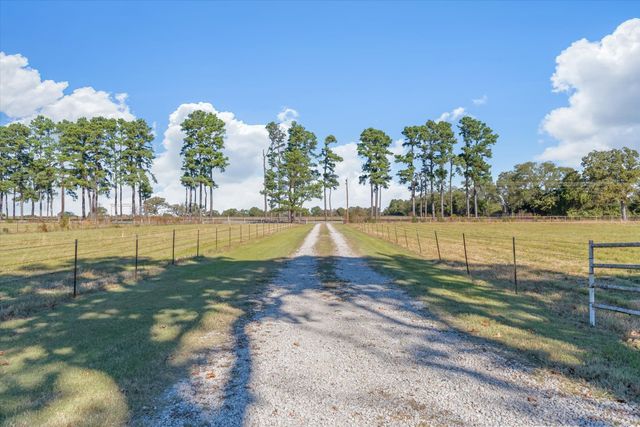 3360 FM 1805, Van, TX 75790