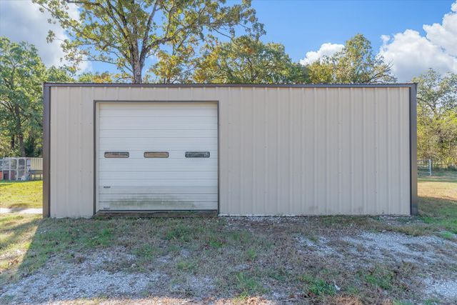 3360 FM 1805, Van, TX 75790