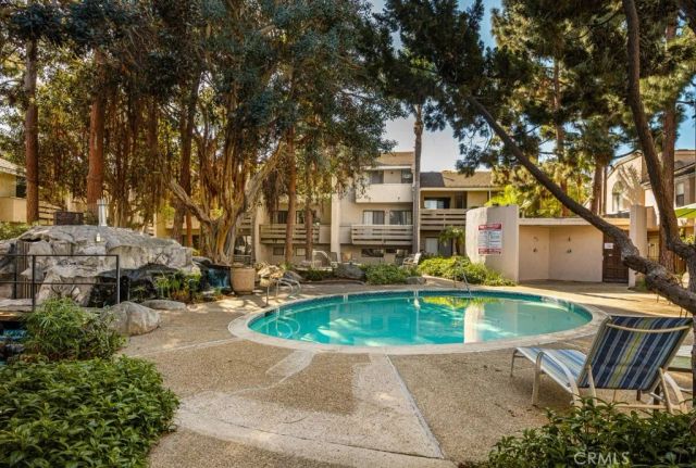 421 Bryson Springs, Costa Mesa, CA 92627