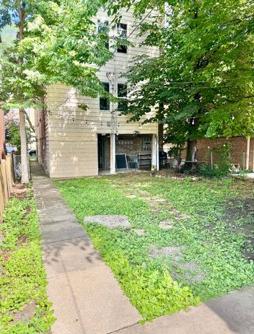 4036 N Mozart Street, Chicago, IL 60618