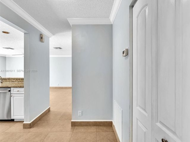 1460 NW 104th Ave, Plantation, FL 33322