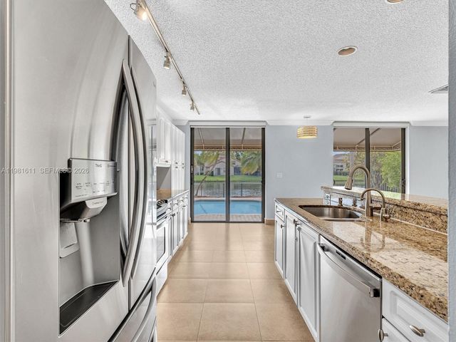 1460 NW 104th Ave, Plantation, FL 33322