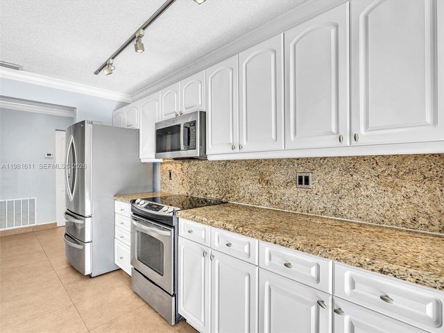 1460 NW 104th Ave, Plantation, FL 33322