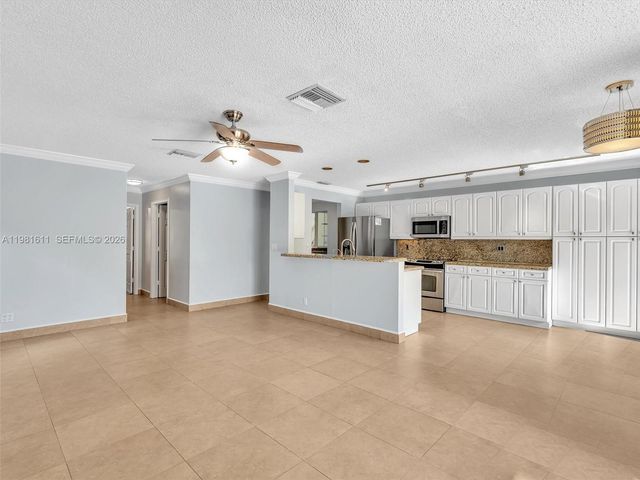 1460 NW 104th Ave, Plantation, FL 33322