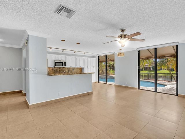 1460 NW 104th Ave, Plantation, FL 33322