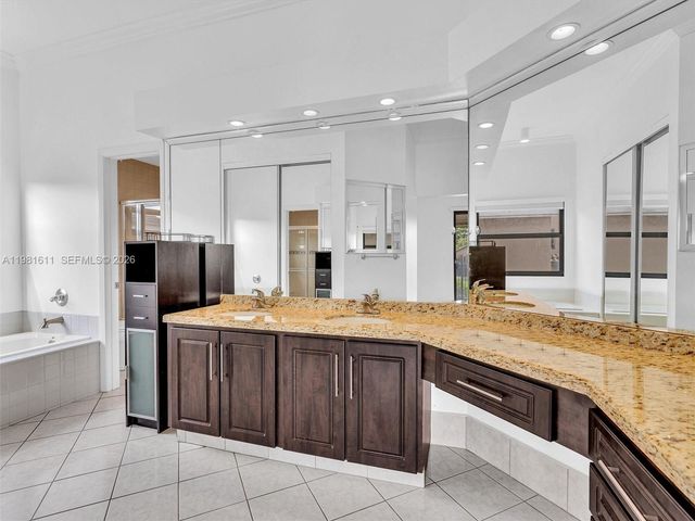 1460 NW 104th Ave, Plantation, FL 33322