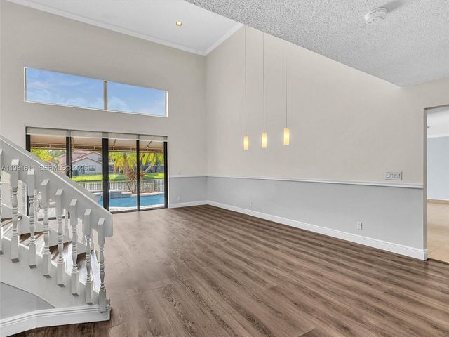 1460 NW 104th Ave, Plantation, FL 33322