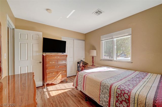 4424 Shady Hollow Avenue, North Las Vegas, NV 89031