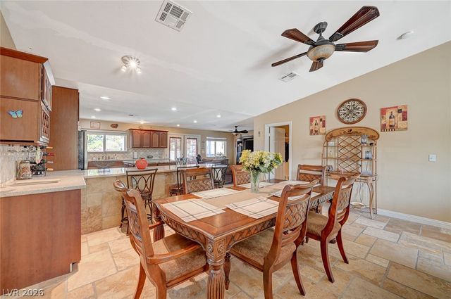 4424 Shady Hollow Avenue, North Las Vegas, NV 89031