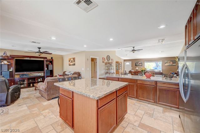 4424 Shady Hollow Avenue, North Las Vegas, NV 89031