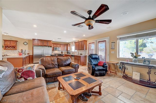 4424 Shady Hollow Avenue, North Las Vegas, NV 89031