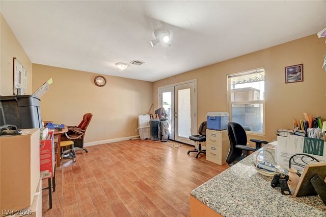 4424 Shady Hollow Avenue, North Las Vegas, NV 89031