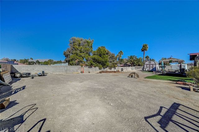 4424 Shady Hollow Avenue, North Las Vegas, NV 89031