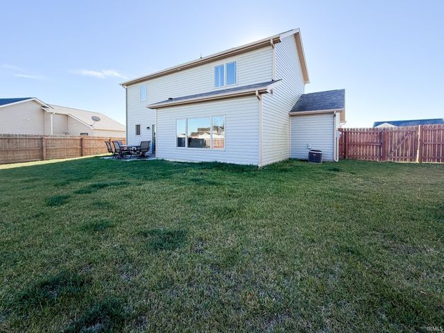 182 W Cambridge Drive, Columbia City, IN 46725