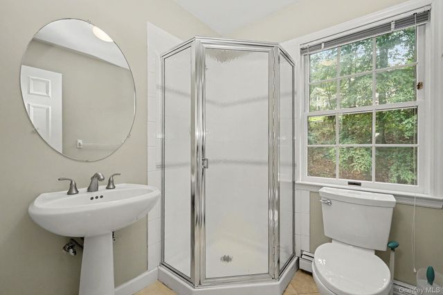 4 Sugar Hollow Court, Katonah, NY 10536
