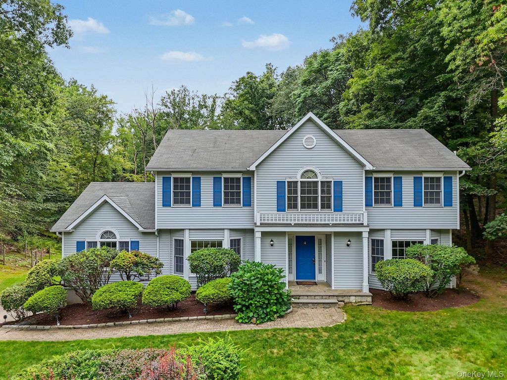 4 Sugar Hollow Road, Katonah, NY 10536 — exterior