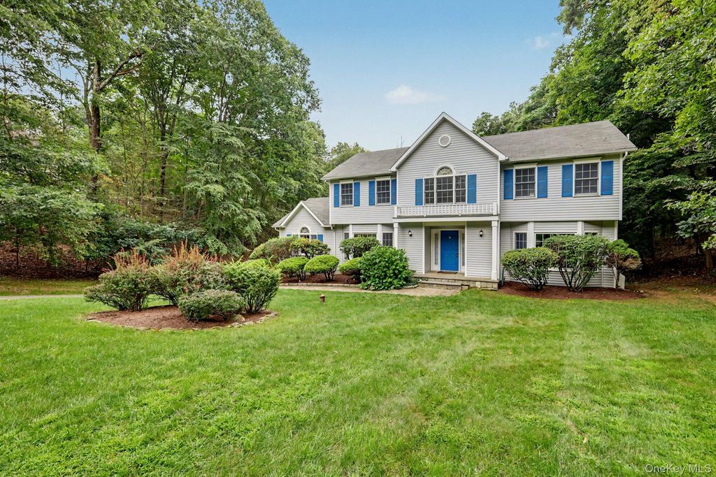4 Sugar Hollow Road, Katonah, NY 10536 — photo 2