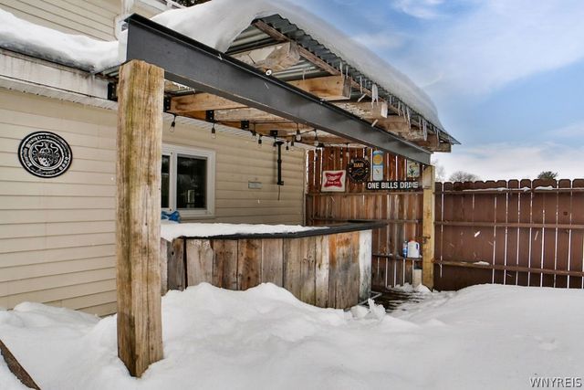 5128 Armor Duells Road, Orchard Park, NY 14127