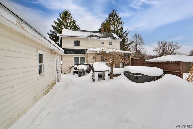 5128 Armor Duells Road, Orchard Park, NY 14127