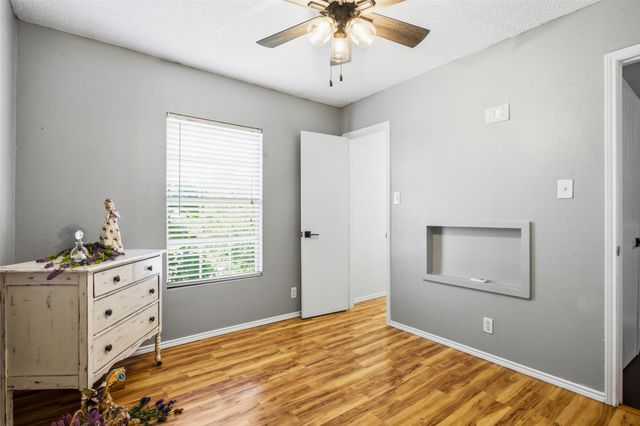 818 N Brents Avenue, Sherman, TX 75090