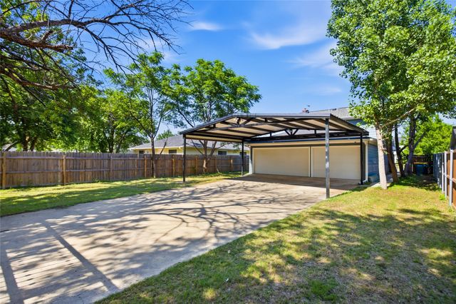 818 N Brents Avenue, Sherman, TX 75090