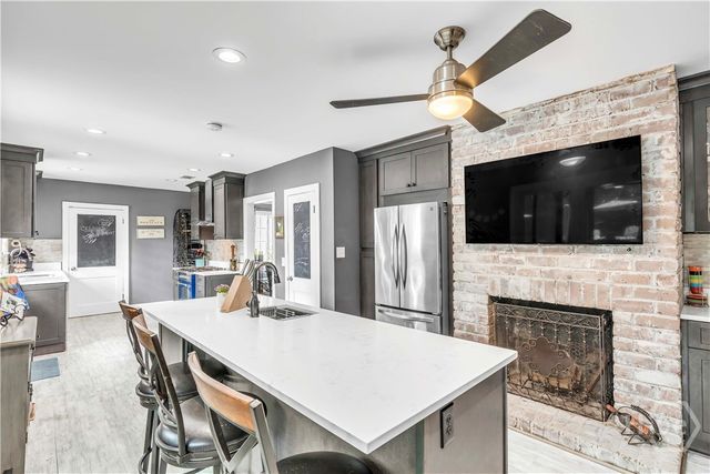 223 E 64th Street, Savannah, GA 31405