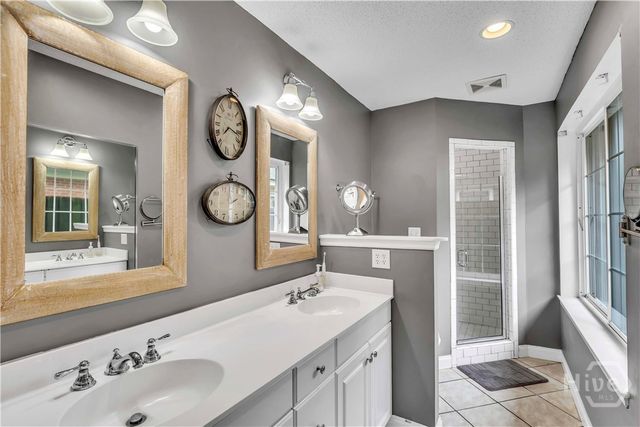 223 E 64th Street, Savannah, GA 31405