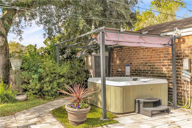 223 E 64th Street, Savannah, GA 31405