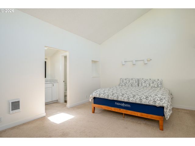 4684 Sw COMUS Pl 1-G, Portland, OR 97219