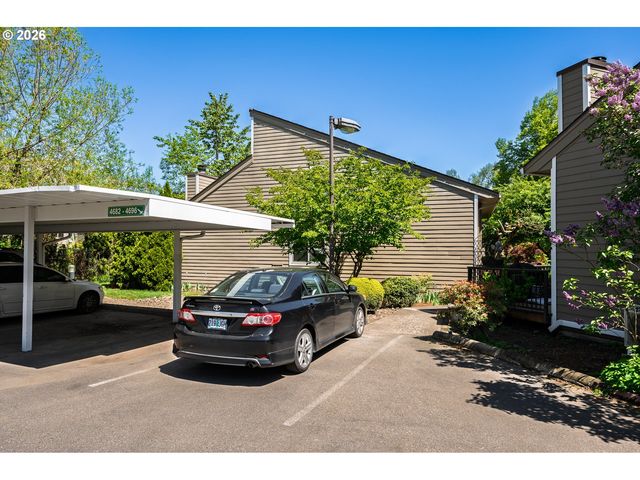 4684 Sw COMUS Pl 1-G, Portland, OR 97219