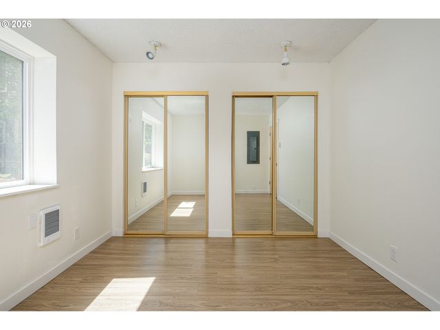 4684 Sw COMUS Pl 1-G, Portland, OR 97219